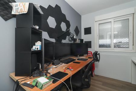Quarto 1 de apartamento à venda com 3 quartos, 75m² em Jardim Itu, Porto Alegre