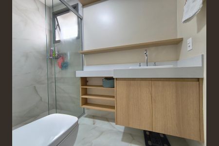 Apartamento à venda com 128m², 3 quartos e 2 vagasBanheiro da Suíte 3