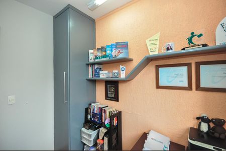 Apartamento à venda com 70m², 3 quartos e 2 vagasQuarto 2