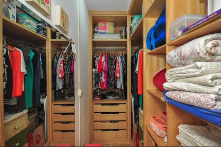 Apartamento à venda com 70m², 3 quartos e 2 vagasCloset da suíte