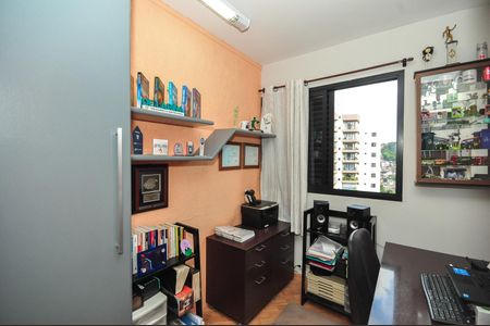 Apartamento à venda com 70m², 3 quartos e 2 vagasQuarto 2