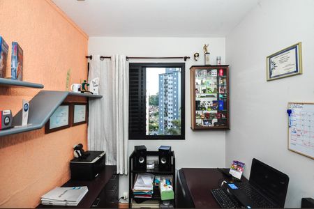 Apartamento à venda com 70m², 3 quartos e 2 vagasQuarto 2