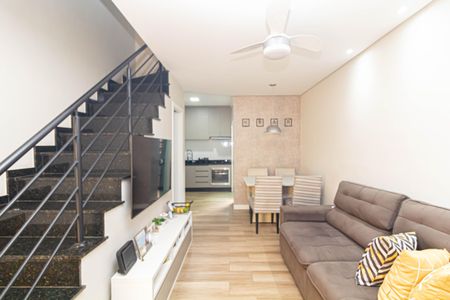 Casa de condomínio à venda com 65m², 2 quartos e 1 vagaSala