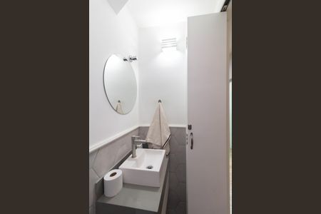 Casa de condomínio à venda com 65m², 2 quartos e 1 vagaLavabo