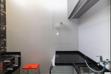 Casa de condomínio à venda com 65m², 2 quartos e 1 vagaÁrea de Serviço