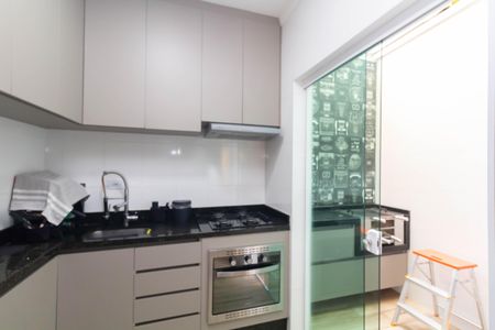 Casa de condomínio à venda com 65m², 2 quartos e 1 vagaCozinha