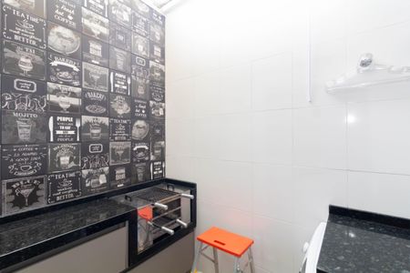 Casa de condomínio à venda com 65m², 2 quartos e 1 vagaÁrea de Serviço