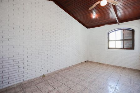 Quarto 1 de casa para alugar com 2 quartos, 110m² em Chácara São João, São Paulo