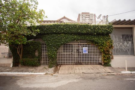 Casa para alugar com 80m², 2 quartos e 1 vagaFachada