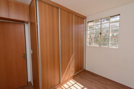 Quarto 2 de apartamento à venda com 2 quartos, 45m² em Solar do Barreiro, Belo Horizonte
