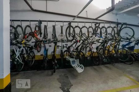 Apartamento à venda com 72m², 2 quartos e 1 vaga Apartamento à venda com 72m², 2 quartos e 1 vagaBicicletário