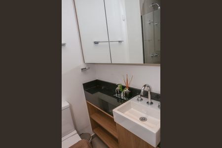 Banheiro de kitnet/studio à venda com 1 quarto, 30m² em Perdizes, São Paulo