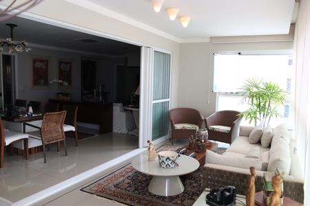 Varanda de apartamento para alugar com 4 quartos, 264m² em Setor Marista, Goiânia