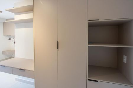 Cozinha de kitnet/studio para alugar com 1 quarto, 25m² em Jardim das Acacias, São Paulo