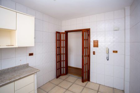 Apartamento à venda com 63m², 2 quartos e 2 vagasCozinha