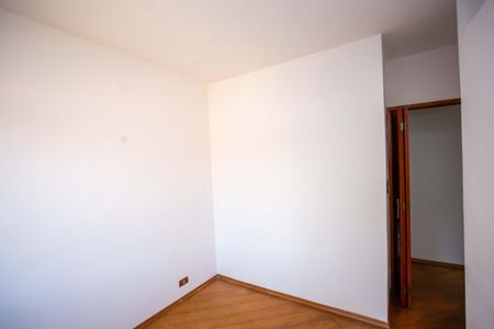 Apartamento à venda com 63m², 2 quartos e 2 vagasQuarto 2
