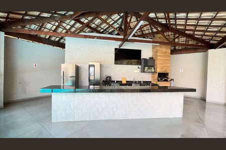 Casa à venda com 99m², 2 quartos e 2 vagas