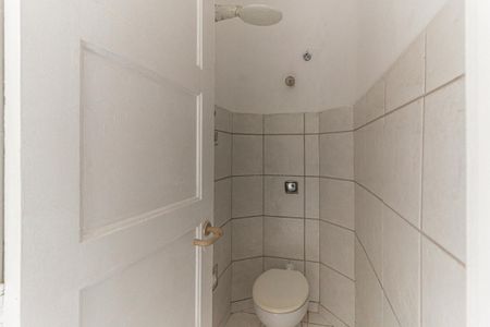 Apartamento à venda com 113m², 2 quartos e sem vagaBanheiro de Serviço