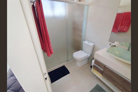 Casa à venda com 270m², 3 quartos e 2 vagas