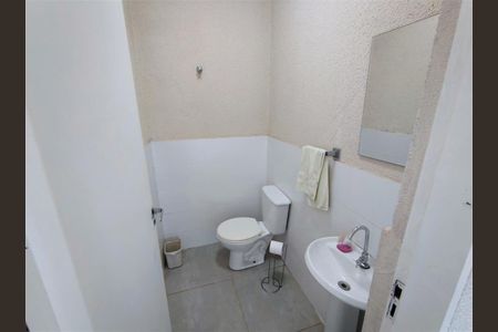 Casa à venda com 270m², 3 quartos e 2 vagas