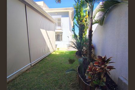 Casa à venda com 270m², 3 quartos e 2 vagas