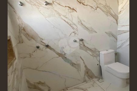 Casa à venda com 3 quartos, 220m² em Jardim Samambaia, Jundiaí