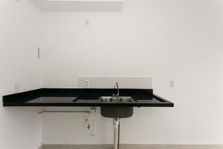 Cozinha de apartamento para alugar com 1 quarto, 28m² em Penha de França, São Paulo