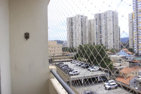 Varanda da sala de apartamento para alugar com 3 quartos, 63m² em Jardim Flor da Montanha, Guarulhos