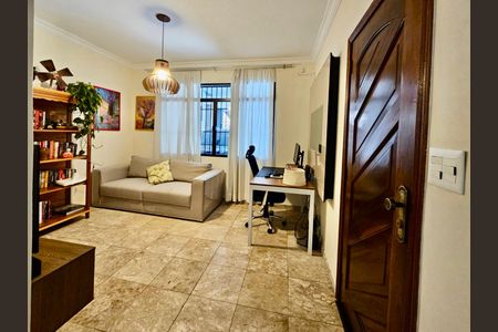 Casa para alugar com 230m², 3 quartos e 2 vagas Casa para alugar com 230m², 3 quartos e 2 vagasSala
