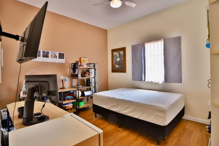 Casa para alugar com 230m², 3 quartos e 2 vagas Casa para alugar com 230m², 3 quartos e 2 vagasQuarto 1