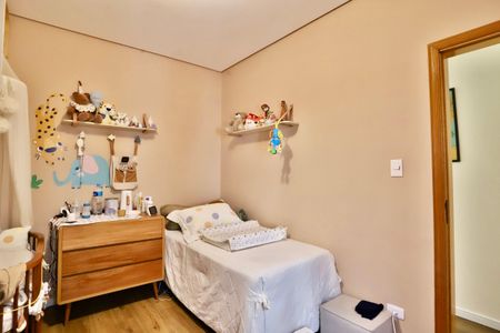 Casa para alugar com 230m², 3 quartos e 2 vagas Casa para alugar com 230m², 3 quartos e 2 vagasQuarto 2