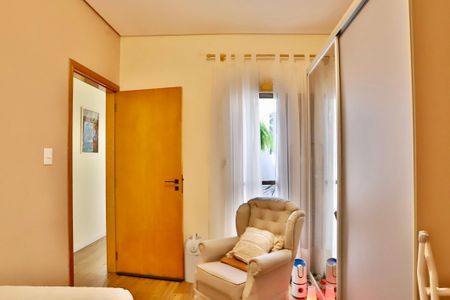Casa para alugar com 230m², 3 quartos e 2 vagas Casa para alugar com 230m², 3 quartos e 2 vagasQuarto 2