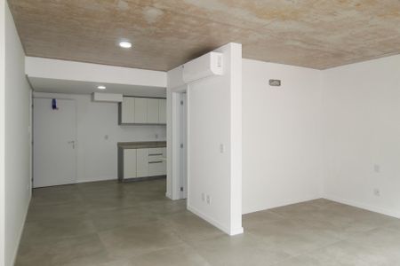 Sala de apartamento para alugar com 4 quartos, 65m² em Petrópolis, Porto Alegre