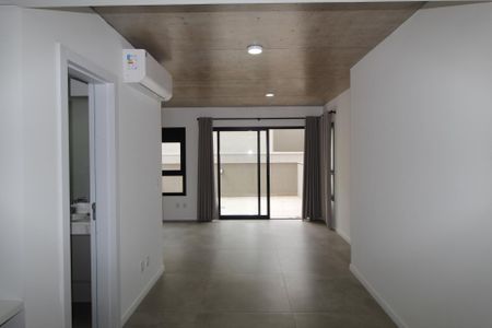 Sala de apartamento para alugar com 4 quartos, 65m² em Petrópolis, Porto Alegre
