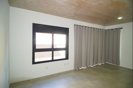 Quarto de kitnet/studio para alugar com 1 quarto, 65m² em Petrópolis, Porto Alegre