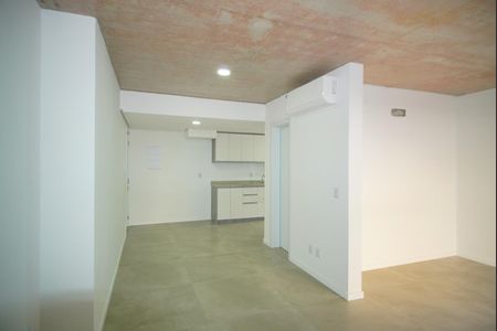 Sala de kitnet/studio para alugar com 1 quarto, 65m² em Petrópolis, Porto Alegre