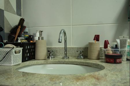 Apartamento à venda com 67m², 2 quartos e 1 vagaBanheiro da Suíte