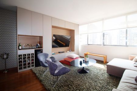 Apartamento à venda com 70m², 2 quartos e 1 vagaSala