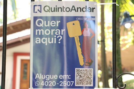 Casa de condomínio para alugar com 456m², 5 quartos e 8 vagasPlaca