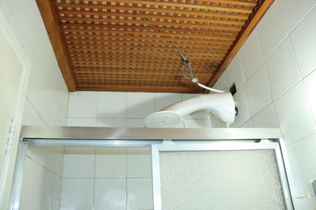 Casa de condomínio para alugar com 456m², 5 quartos e 8 vagasBanheiro de Serviço