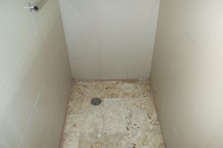 Casa de condomínio para alugar com 456m², 5 quartos e 8 vagasBanheiro da Suíte 3