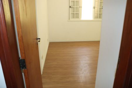 Casa de condomínio para alugar com 456m², 5 quartos e 8 vagasSuíte 1