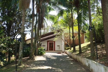 Casa de condomínio para alugar com 456m², 5 quartos e 8 vagasÁrea Externa