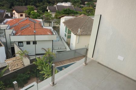 Casa de condomínio para alugar com 484m², 4 quartos e 3 vagasVaranda da Suíte 1