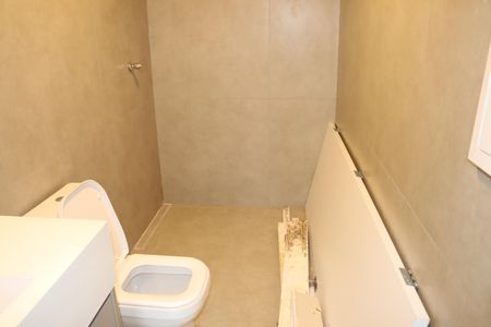 Casa de condomínio para alugar com 484m², 4 quartos e 3 vagasLavabo 3