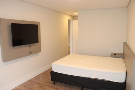 Casa de condomínio para alugar com 484m², 4 quartos e 3 vagasSuíte 4