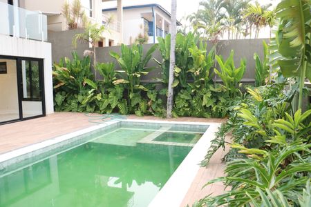 Casa de condomínio para alugar com 484m², 4 quartos e 3 vagasÁrea Externa