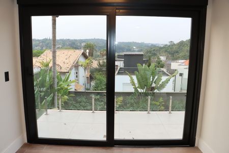 Casa de condomínio para alugar com 484m², 4 quartos e 3 vagasVista da Suíte 4