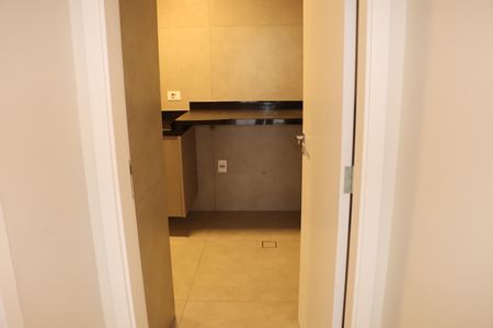 Casa de condomínio para alugar com 484m², 4 quartos e 3 vagasSala 3