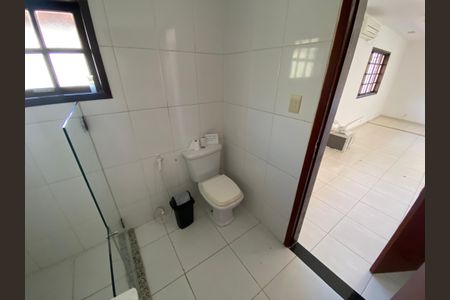 Apartamento para alugar com 200m², 4 quartos e sem vaga Apartamento para alugar com 200m², 4 quartos e sem vagaBanheiro da Suíte